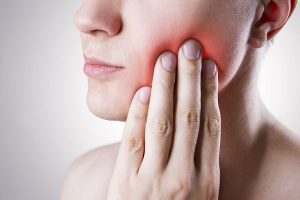 6 triệu chứng phổ biến của ung thư miệng